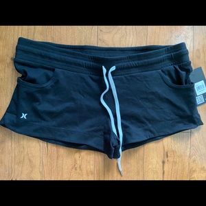 Hurley black shorts size large